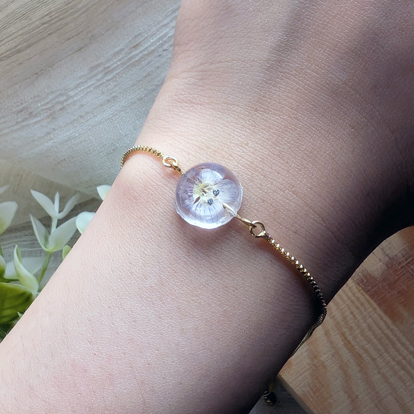 Energy | Gold Plated Birdeye Speedwell Dome Bracelet