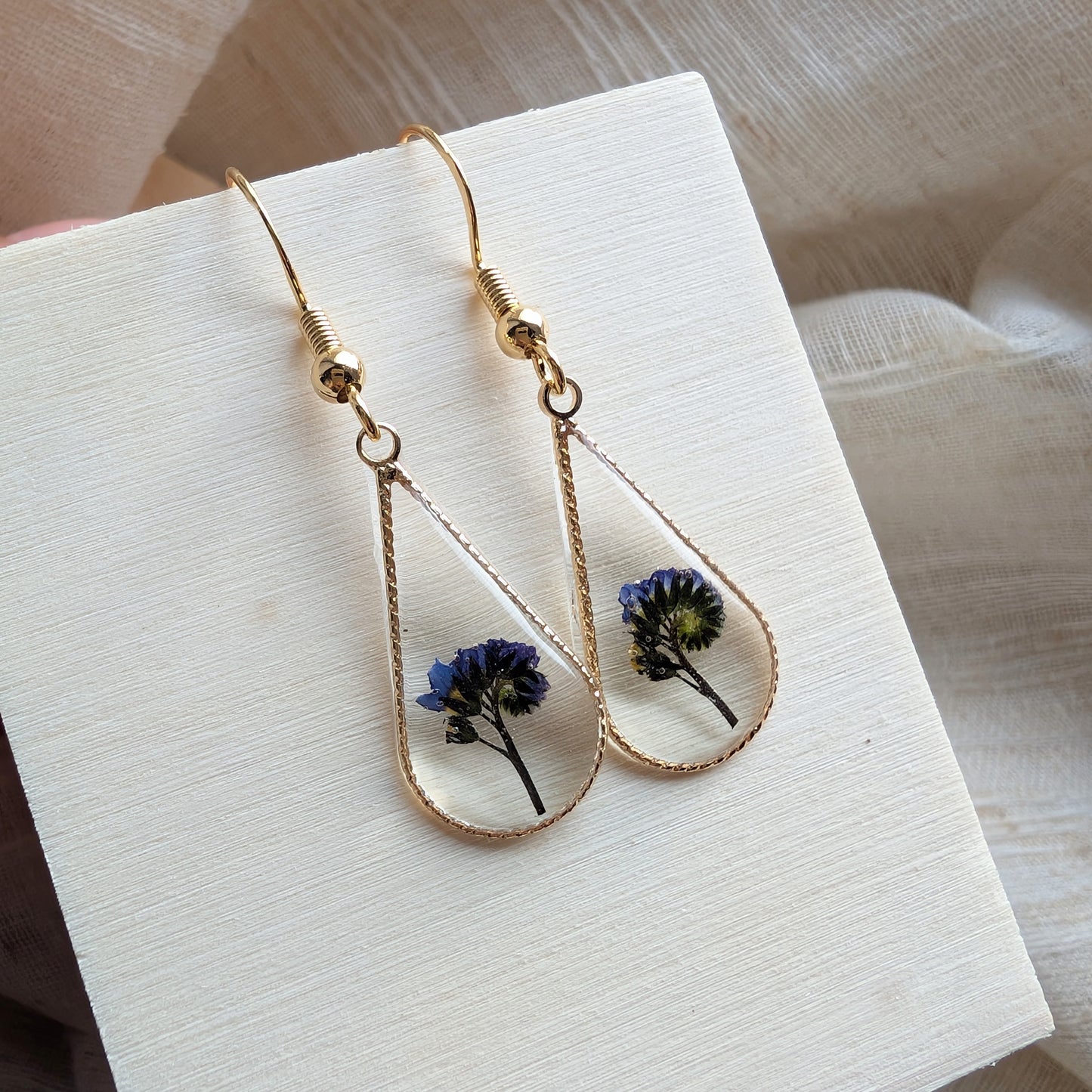 Gold Plated Side Forget Me Not Waterdrop Earrings – Love & Faith
