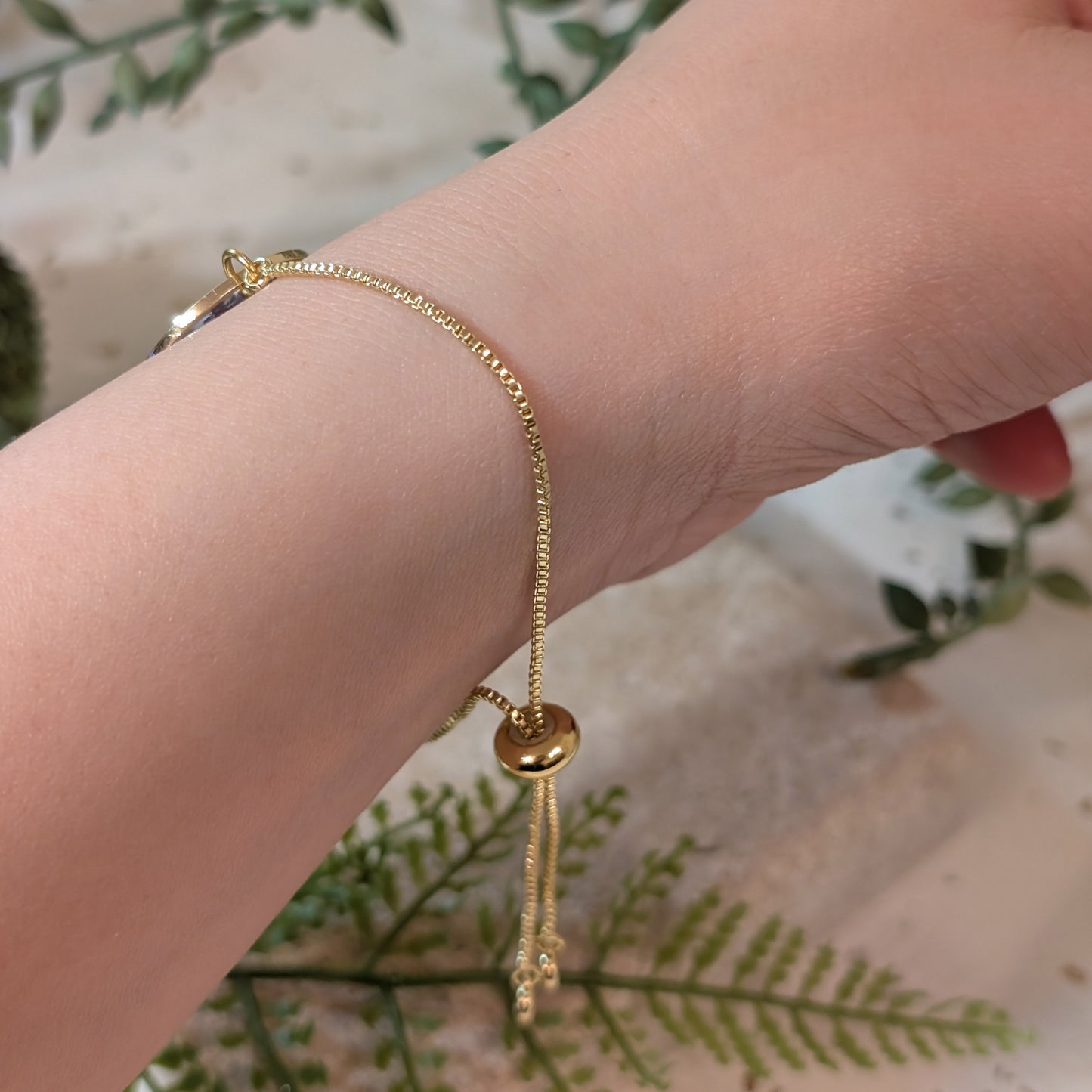 Hydrangea Real Flower Adjustable Bracelet back