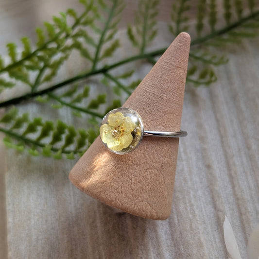 Platinum Plated Yellow Spiraea Dome Ring – Real Flower Jewellery
