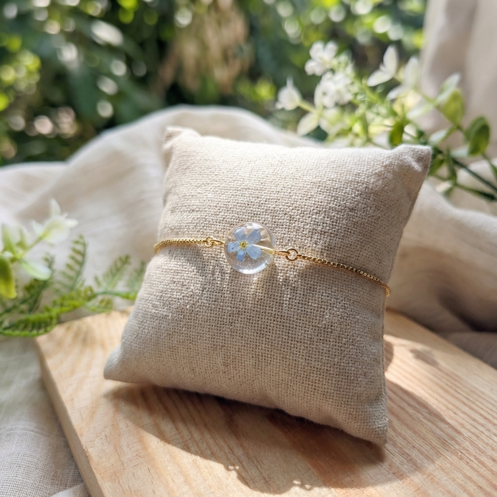 Light Forget Me Not Gold Plated Adjustable Bracelet | Love & Faith
