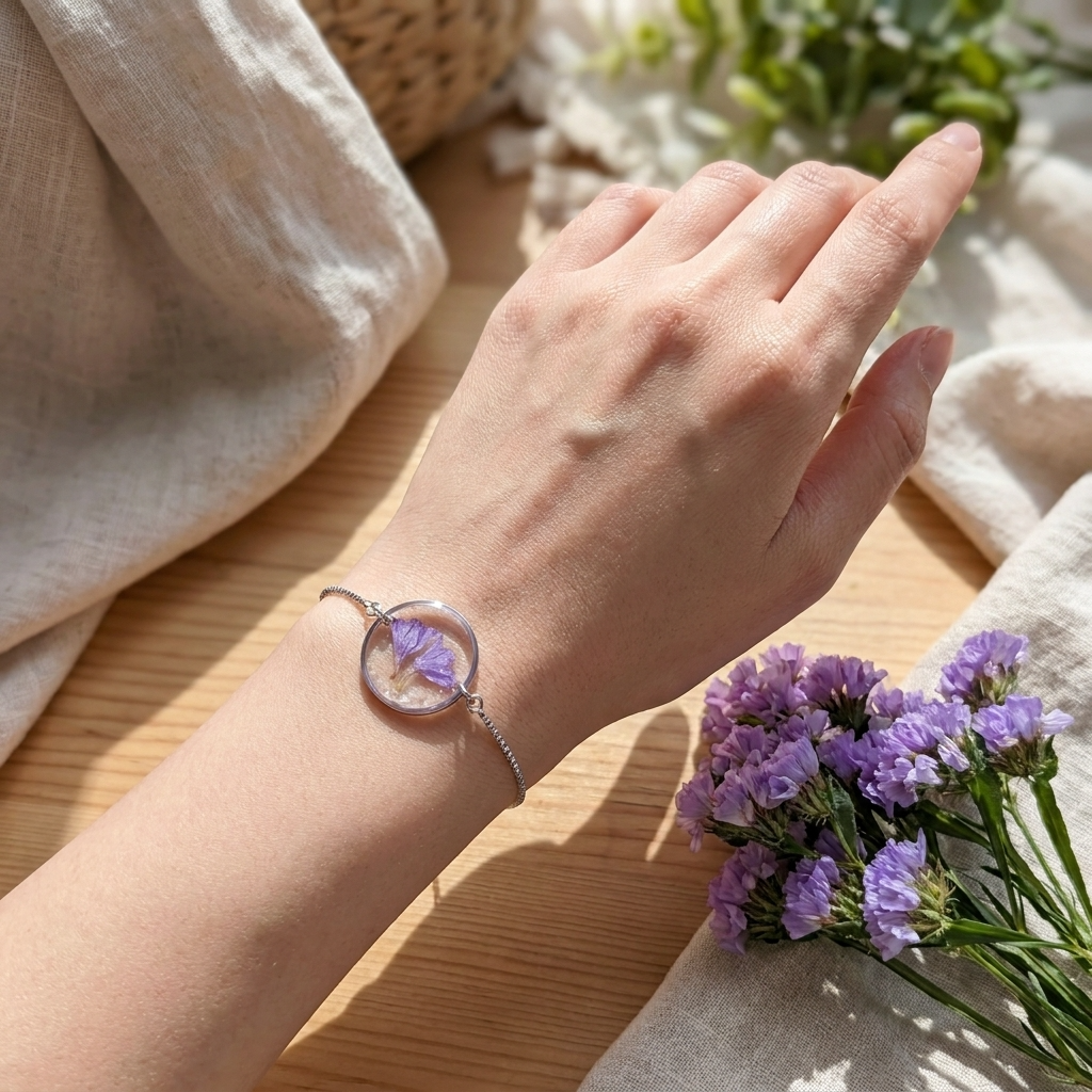 Sea Lavender Framed Platinum Plated Bracelet with Mother of Pearl | Tranquility