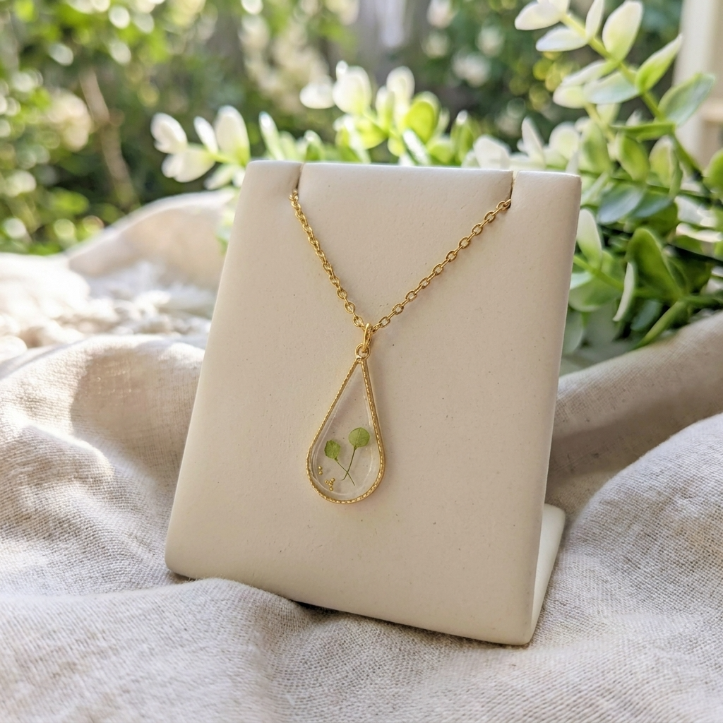 Pepperweed Teardrop Gold Plated Necklace | Resilience