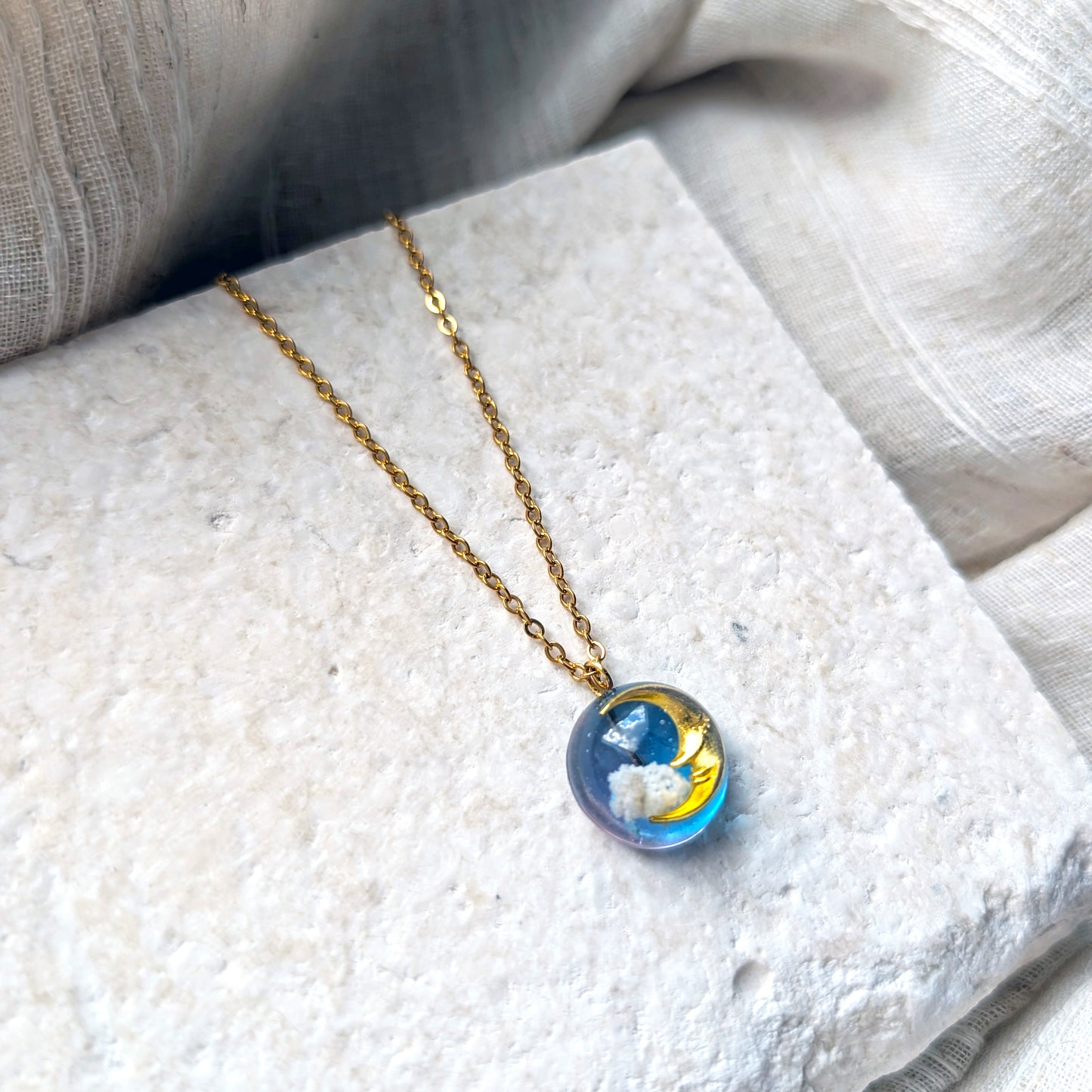 Gold Moon & Twilight Sky Dome Necklace – 14mm Dreamy Jewellery
