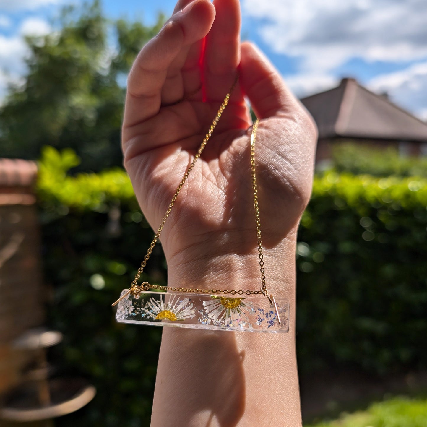 Transparent Daisy Real Flower Handmade Bar Necklace