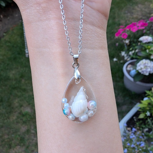 White Cone Shell in Gradience Imitation Pearl Teardrop Stainless Steel Necklace