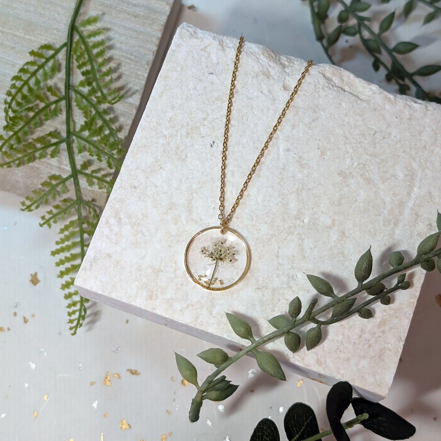 White Queen Anne’s Lace Tree Necklace – 18K Gold Plated Floral Pendant