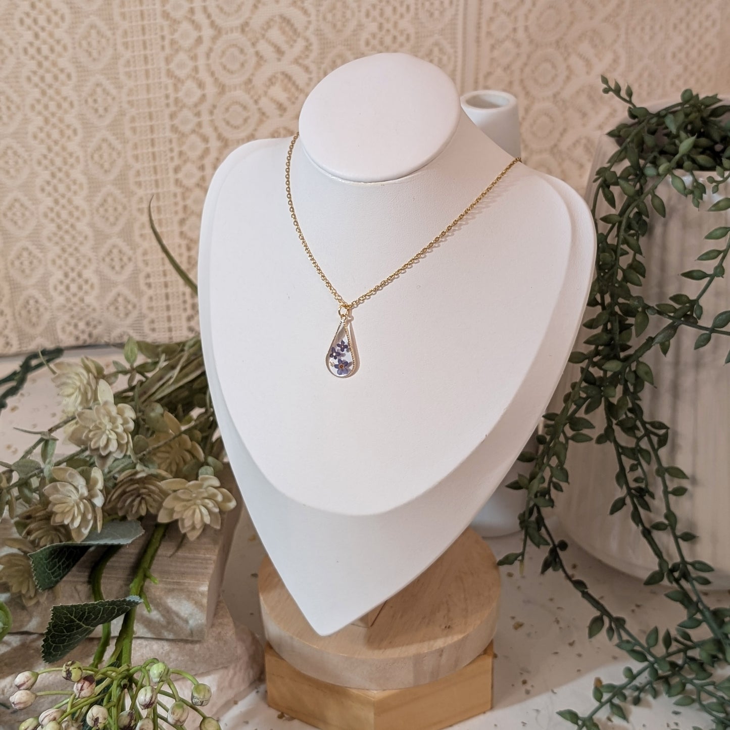 18K Gold Plated Teardrop Butterfly Bush Necklace – A Delicate Symbol of Rebirth & New Beginnings