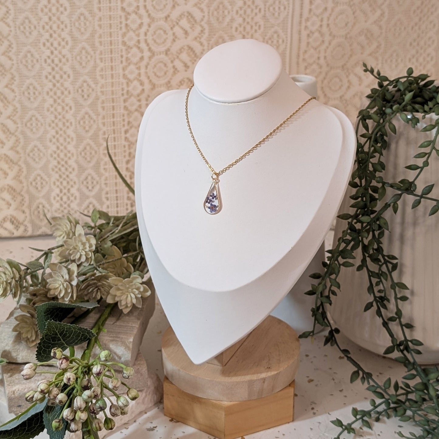 18K Gold Plated Teardrop Butterfly Bush Necklace – A Delicate Symbol of Rebirth & New Beginnings