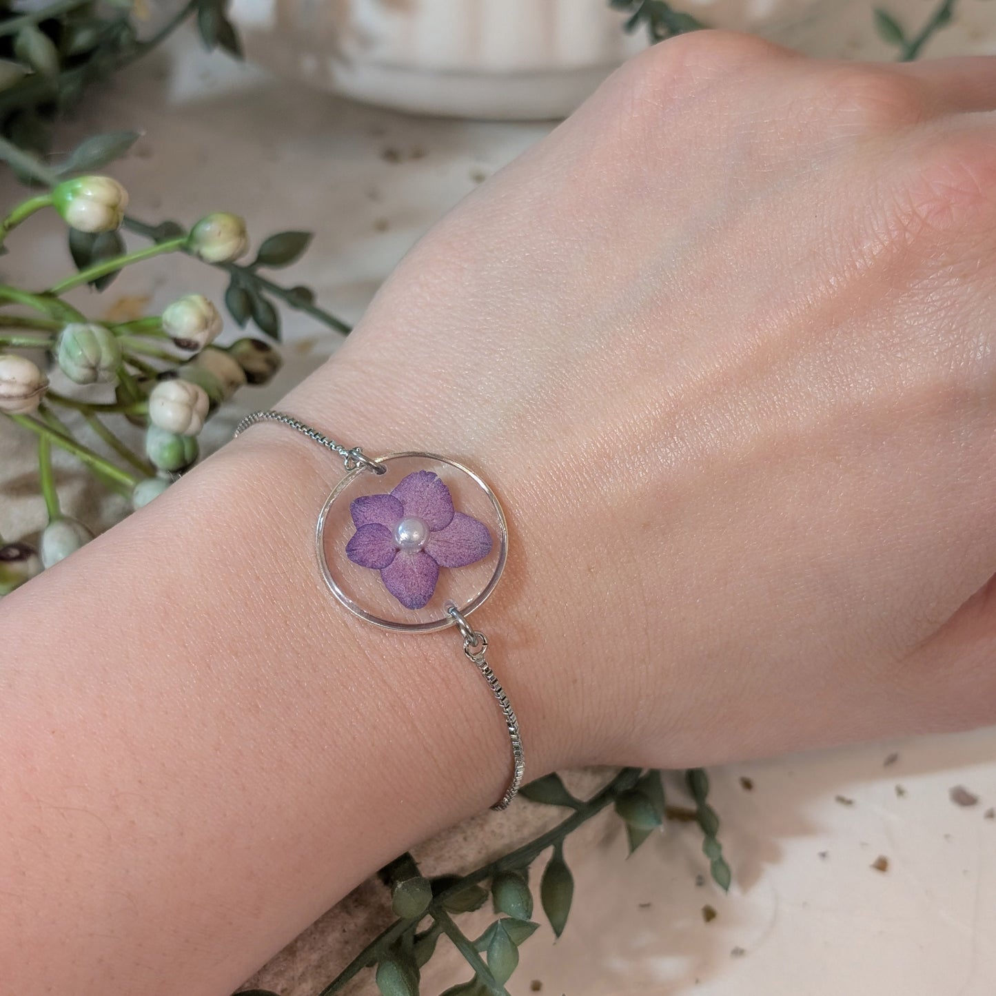 Purple Hydrangea & Imitation Pearl Adjustable Bracelet - Platinum Plated Jewellery