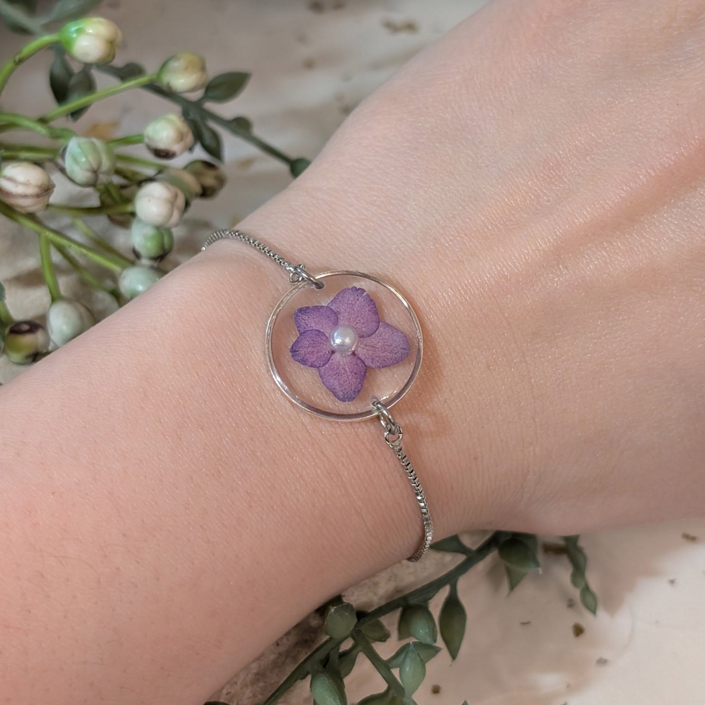 Purple Hydrangea & Imitation Pearl Adjustable Bracelet - Platinum Plated Jewellery